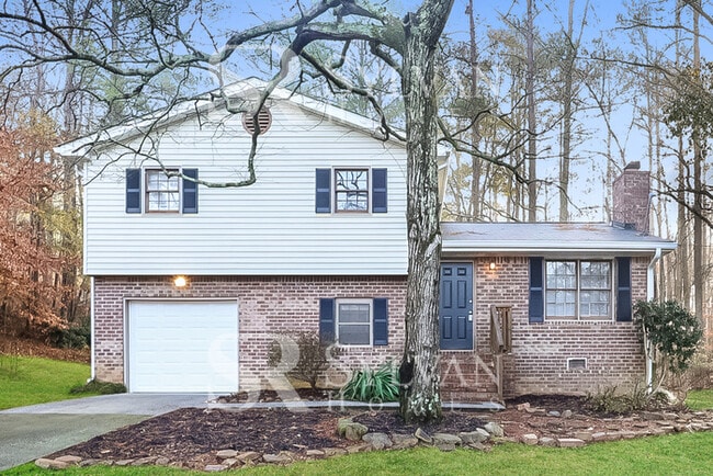 10 Hammock Way in Newnan, GA - Building Photo - Building Photo