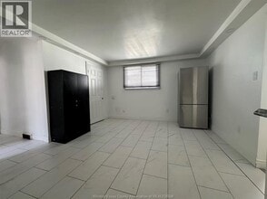 455 Aylmer Ave in Windsor, ON - Building Photo - Building Photo