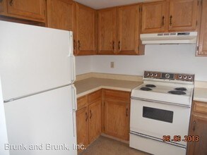 6807 Delmonico Dr in Colorado Springs, CO - Building Photo - Building Photo