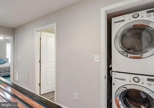 1527 S Hicks St in Philadelphia, PA - Building Photo - Building Photo