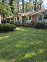 700 Delverton Rd in Columbia, SC - Building Photo