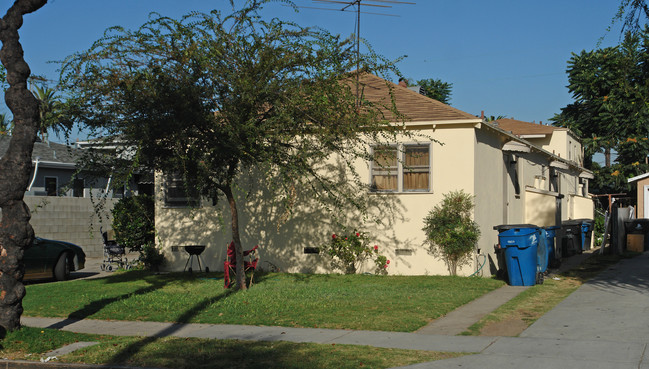 6241 Woodlawn Ave in Bell, CA - Building Photo - Building Photo