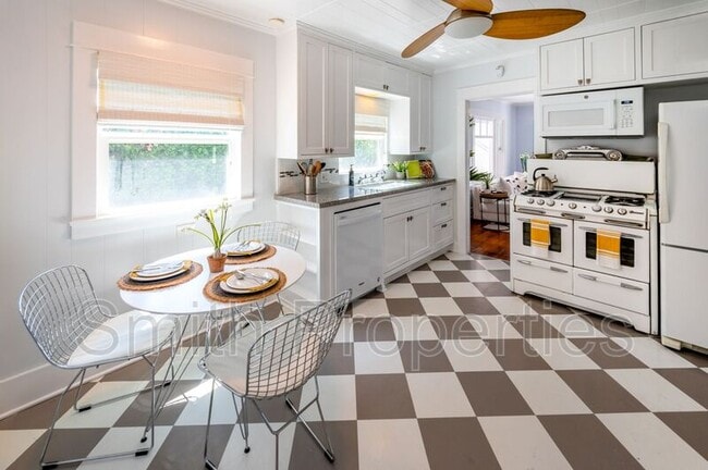 property at 1012 Vincent St
