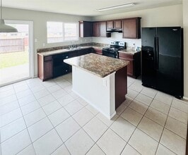 114 Brushy Creek Ln in Terrell, TX - Building Photo - Building Photo