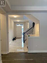 322 Crossway Ter in Ottawa, ON - Building Photo - Building Photo