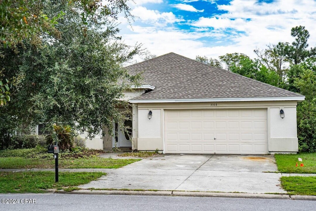 3318 Azalea Cir in Lynn Haven, FL - Building Photo