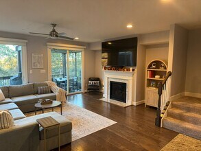 23659 Turtle Point Ter in Ashburn, VA - Foto de edificio - Building Photo