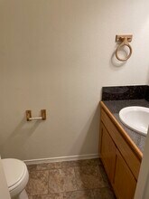 1186 SW Lafayette Dr in Grants Pass, OR - Foto de edificio - Building Photo