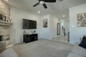 521 Bradford Ln in Hutto, TX - Building Photo - Building Photo