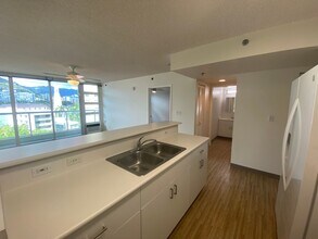 1450 Young St in Honolulu, HI - Building Photo - Building Photo