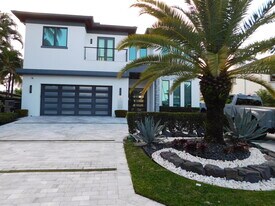 334 Isle of Capri Dr in Fort Lauderdale, FL - Building Photo