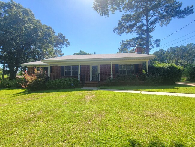 property at 991 Upper Kingston Rd
