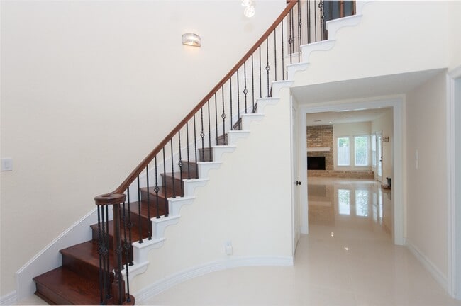 738 Plainwood Dr in Houston, TX - Building Photo - Building Photo