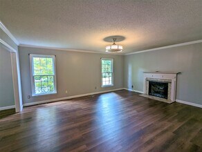 4320 Willow Lake Rd in Raleigh, NC - Building Photo - Building Photo