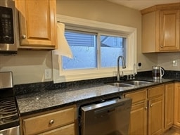 16 Homestead Ave, Unit #16A in Quincy, MA - Foto de edificio - Building Photo