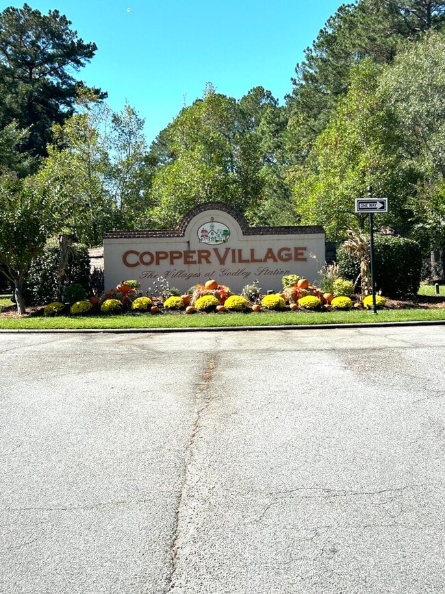 472 Copper Creek Cir in Pooler, GA - Building Photo - Building Photo