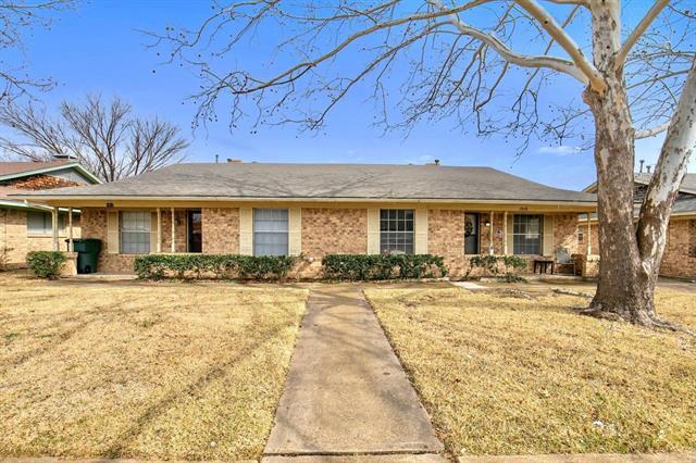 1919 Yarborough Dr in Sherman, TX - Building Photo