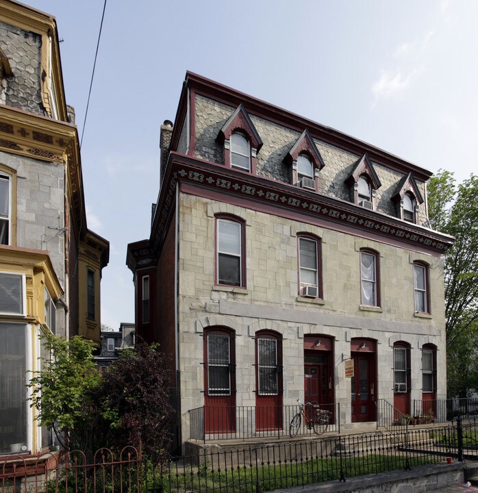 3703 Powelton in Philadelphia, PA - Foto de edificio