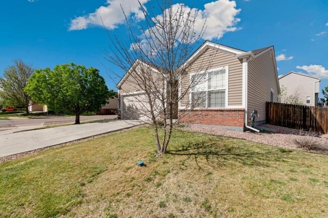 8703 Silver Glen Dr in Fountain, CO - Building Photo - Building Photo