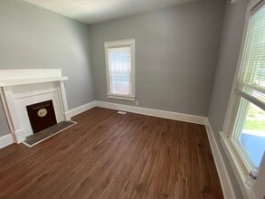 619 New St in Graham, NC - Building Photo - Building Photo