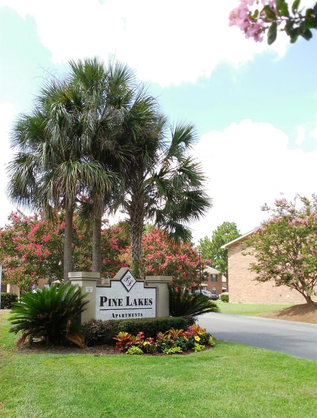 Pine Lakes Apartments