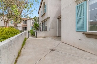 308 Island Way in Oceanside, CA - Building Photo - Building Photo