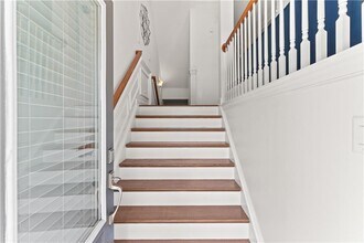 2086 Cobblestone Cir NE in Atlanta, GA - Building Photo - Building Photo