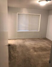 376 Suffolk Dr, Unit 378 in San Leandro, CA - Building Photo - Building Photo