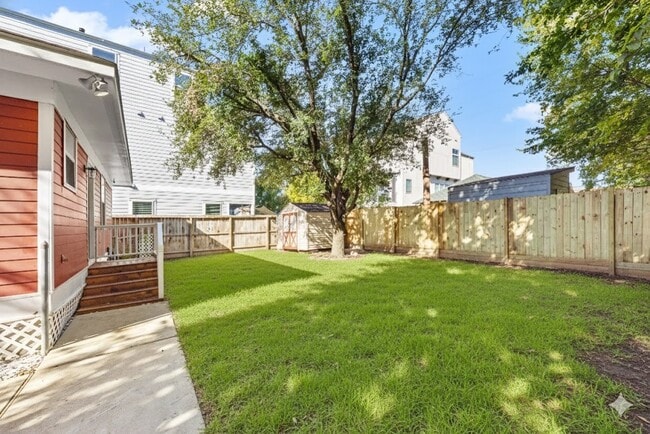 property at 1912 Shearn St