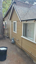 25094 Boa Dr in Crestline, CA - Building Photo - Building Photo