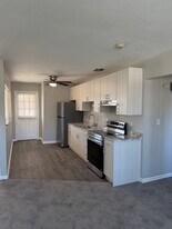 5500 S Madison St in Hinsdale, IL - Building Photo