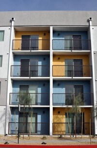 Building Photo - Lofts@10 Apartments in Phoenix, Arizona