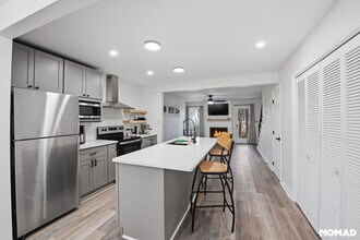 533 Oak Run Dr in Raleigh, NC - Foto de edificio - Building Photo