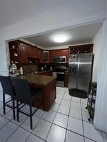 5775 W 20th Ave in Hialeah, FL - Building Photo