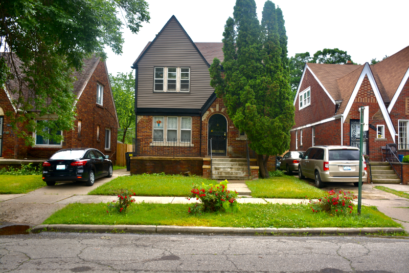 9381 Courville St in Detroit, MI - Building Photo