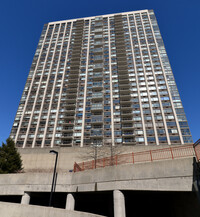 River Ridge in Fort Lee, NJ - Foto de edificio - Building Photo