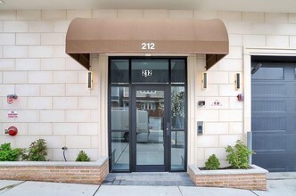 212 70th St in Guttenberg, NJ - Building Photo - Building Photo