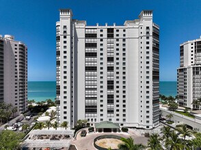 Biltmore at Bay Colony in Naples, FL - Building Photo - Building Photo