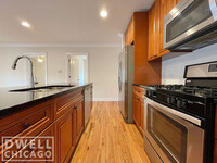 4525 N Beacon St, Unit 4 in Chicago, IL - Building Photo - Building Photo