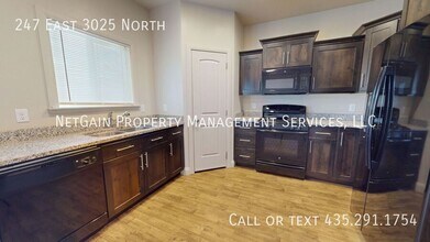 247 E 3025 N in Cedar City, UT - Foto de edificio - Building Photo