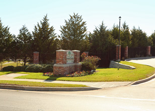 Villas of Eastwood Terrace in Fort Worth, TX - Building Photo - Building Photo