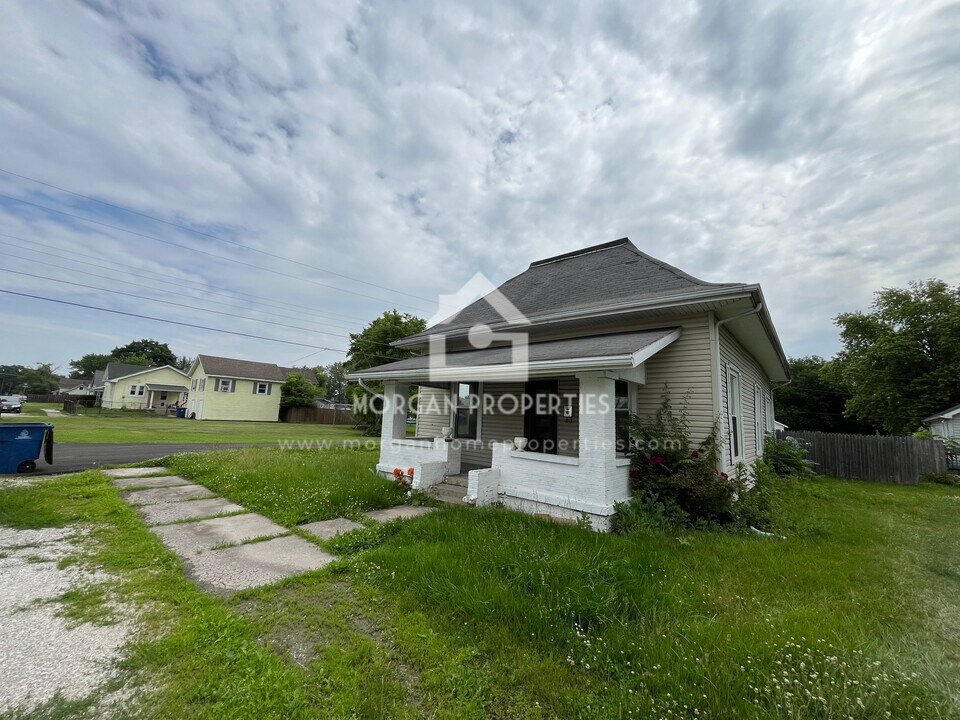 208 N Meridian St in Marion, IN - Building Photo