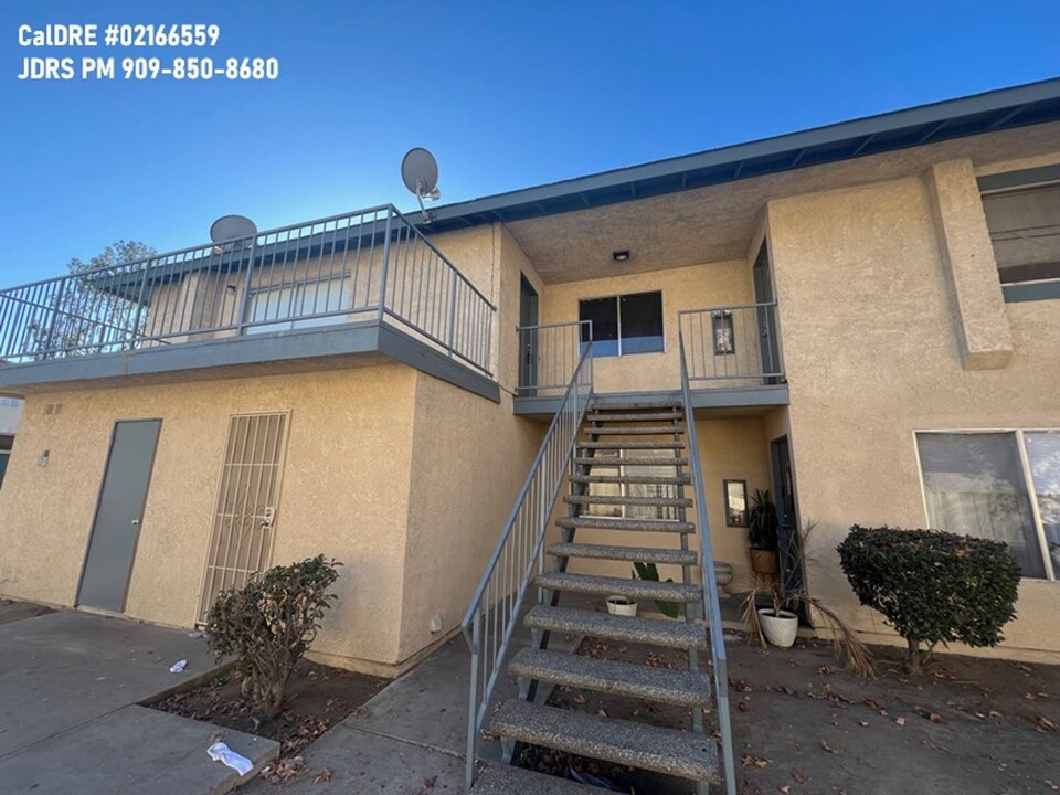 1118 Post St in Redlands, CA - Building Photo