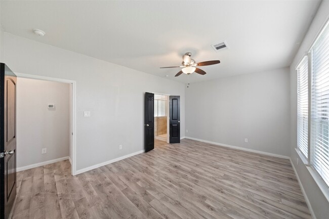 property at 6161 White Oak Leaf Lp