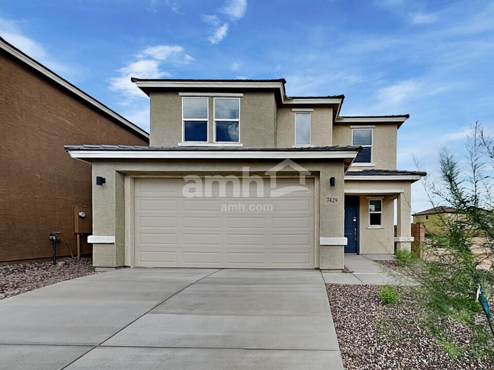 7429 S Paseo Monte de Oro in Tucson, AZ - Building Photo