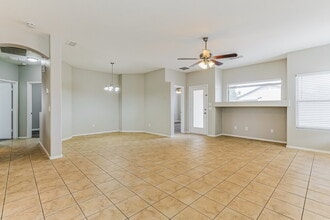 10746 E Lomita Ave in Mesa, AZ - Building Photo - Building Photo