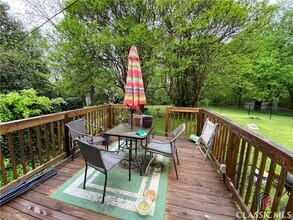 2121 Simonton Bridge Rd in Watkinsville, GA - Building Photo - Building Photo