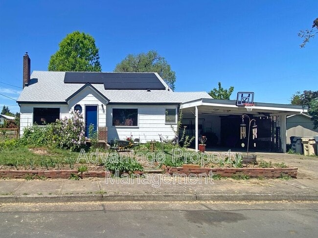 1920 SE Debord St in Corvallis, OR - Building Photo - Building Photo