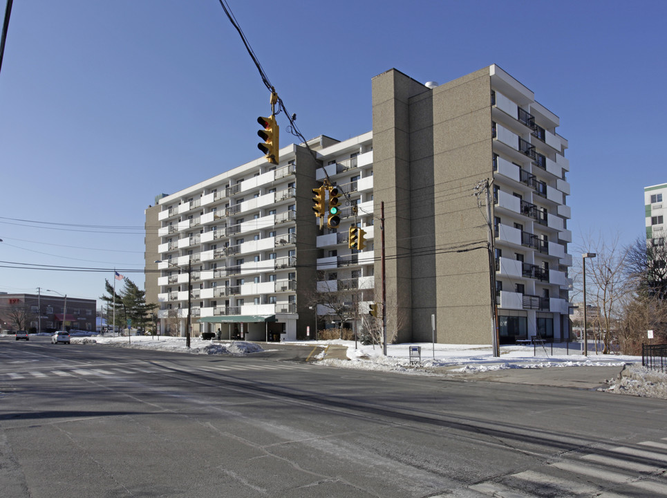 Shippan Place in Stamford, CT - Building Photo