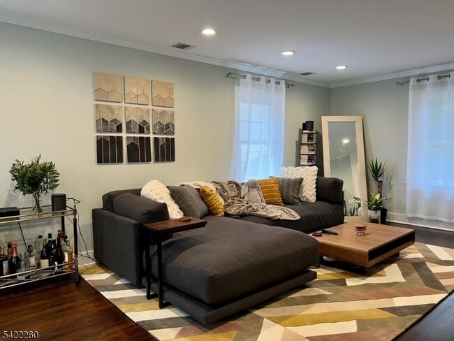 45 Brookfield Rd in Montclair, NJ - Building Photo - Building Photo